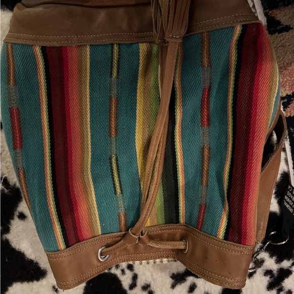 Holy cow couture feed bucket - Picture 3 of 5